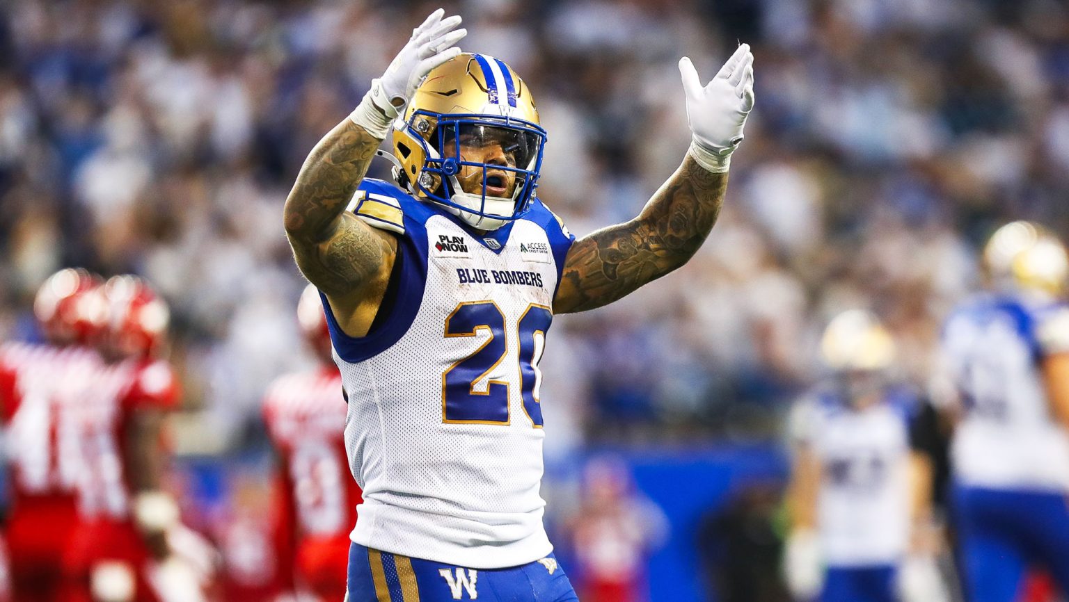 Brady Oliveira with Winnipeg Blue Bombers phot by Daniel Crump courtesy of cflca - CFL News Hub